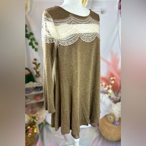 Umgee Lace Top Sweater Dress. Size small